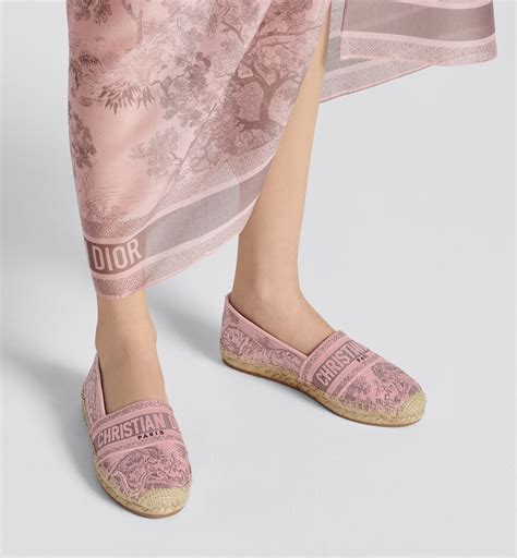 is dior espadrilles comfortable.